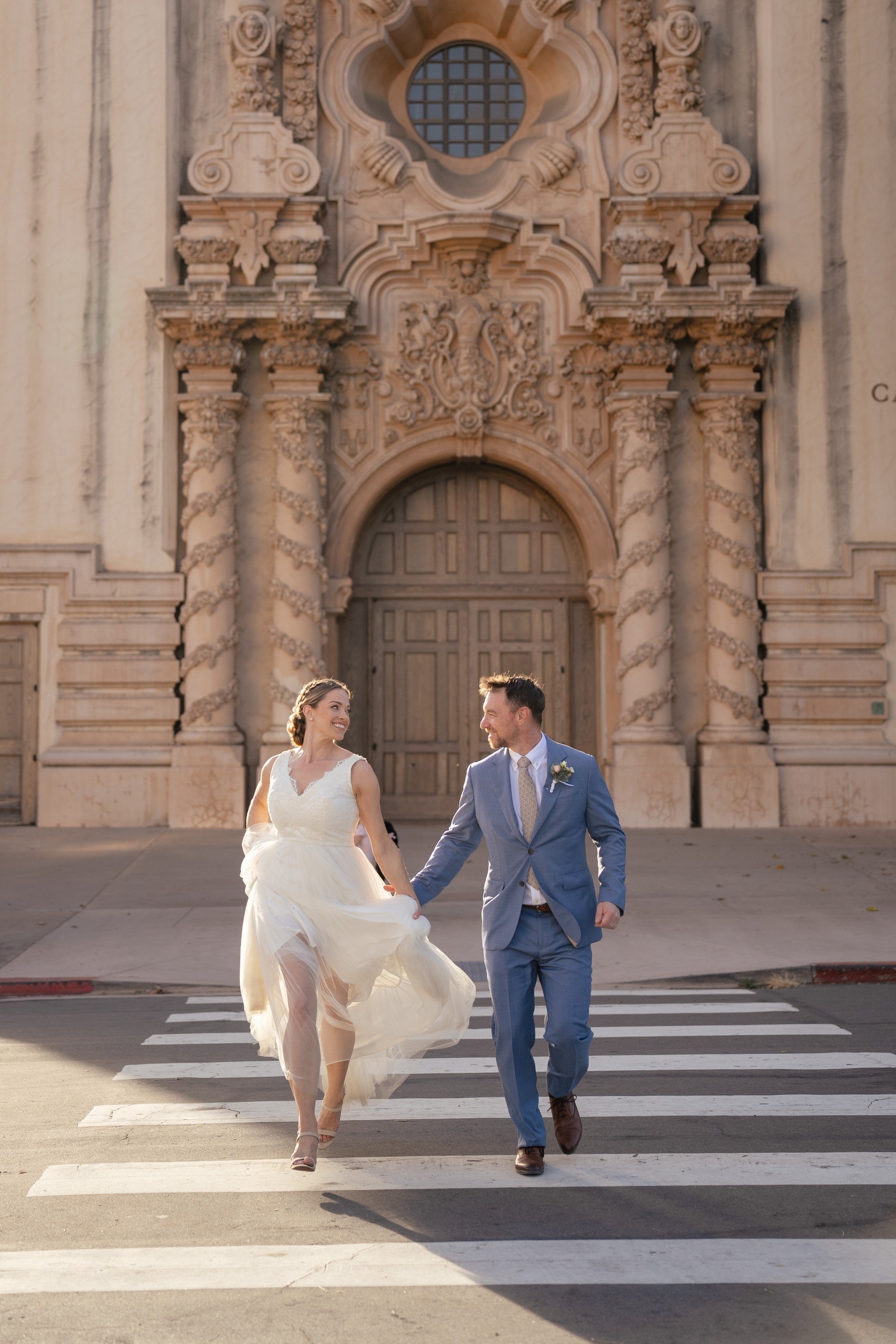 carousel-hero-element image-1