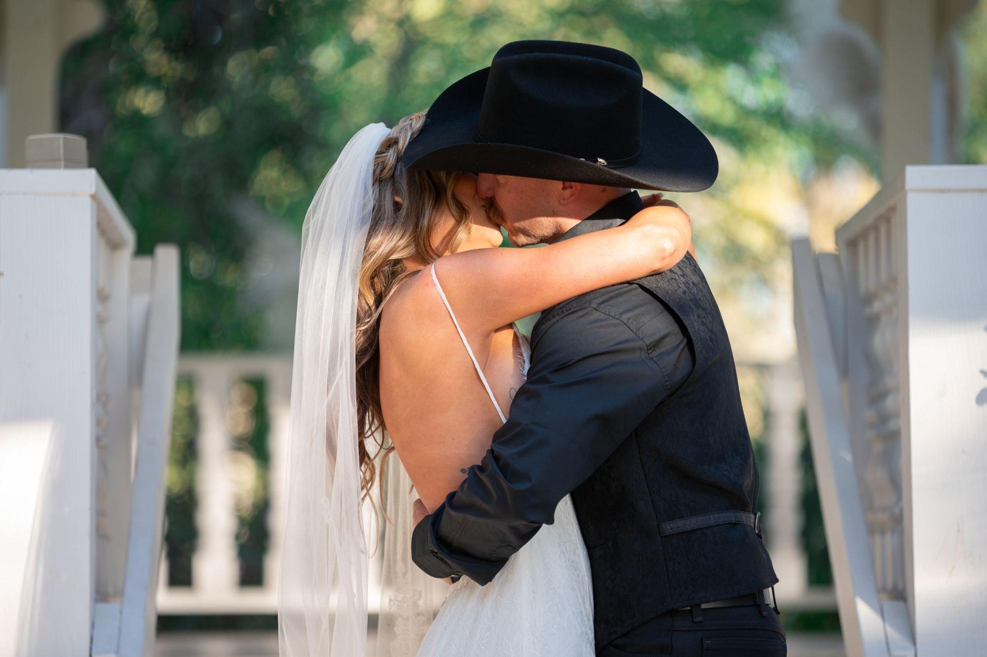 carousel-hero-element image-3